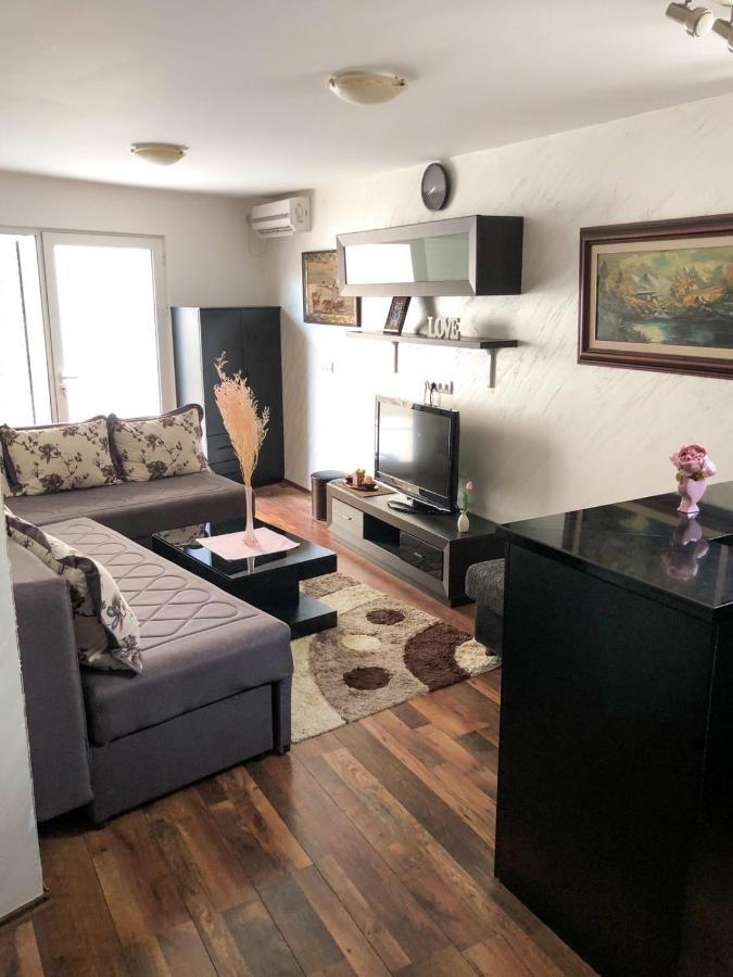 Ruza Apartment