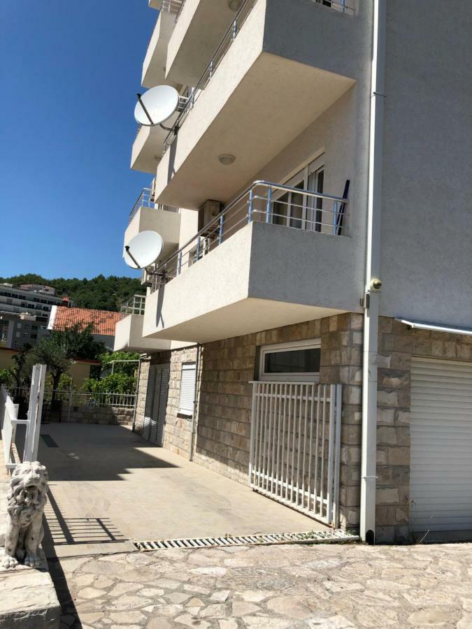 Apartment Ruza Budva